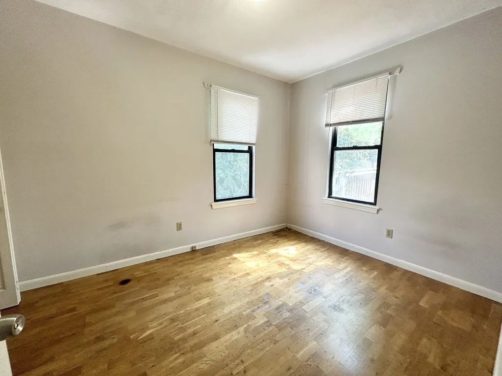 4 bed, 1 bath apartment for rent at 1578 Tremont St Unit 4, Mission Hill — photo 7 of 9