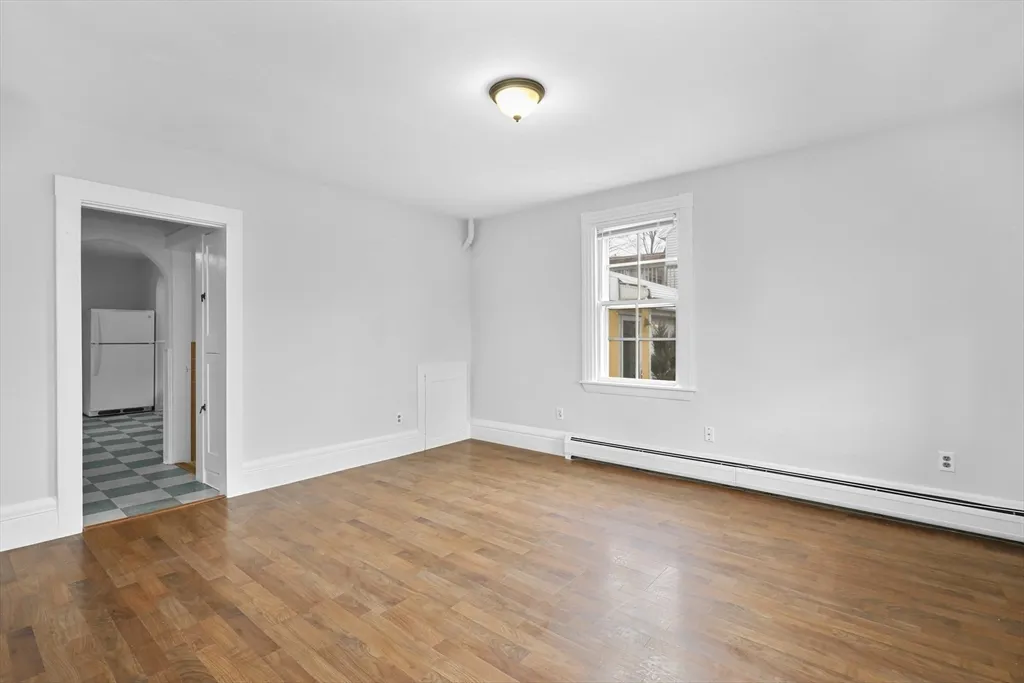 1 bed, 1 bath apartment for rent at 158 Adams St Unit 2, Nonantum — photo 5 of 8