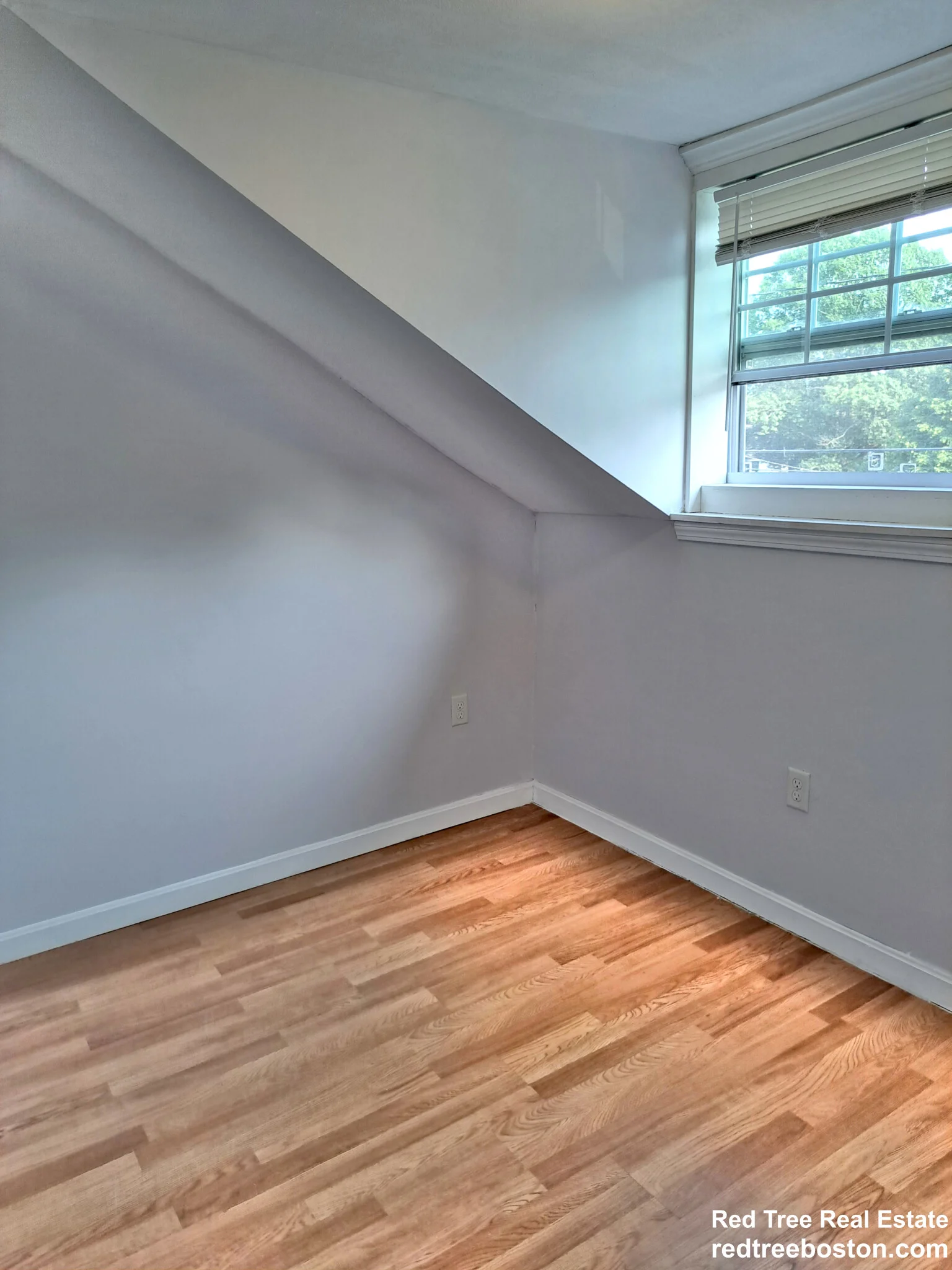 4 bed, 2.5 bath apartment for rent at 158 Baker St Unit 1, West Roxbury — photo 25 of 25