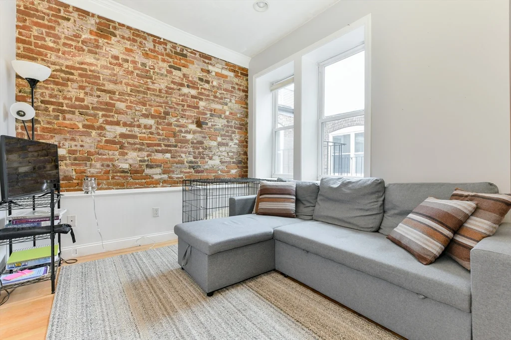 2 bed, 1 bath apartment for rent at 158 Cottage Unit 4R, East Boston — photo 10 of 11