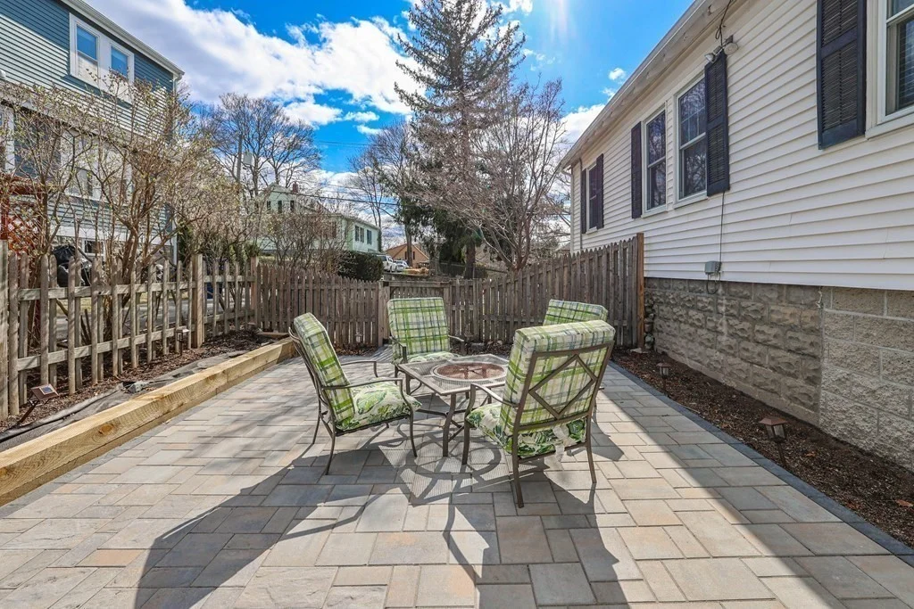 2 bed, 1 bath apartment for rent at 158 Durnell Ave, Roslindale — photo 4 of 19