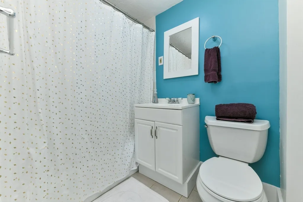 1 bed, 1 bath apartment for rent at 158 Everett St Unit 2, East Boston — photo 5 of 5