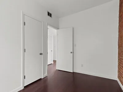 2 bed, 1 bath apartment for rent at 158 F St Unit 3, South Boston — photo 10 of 14