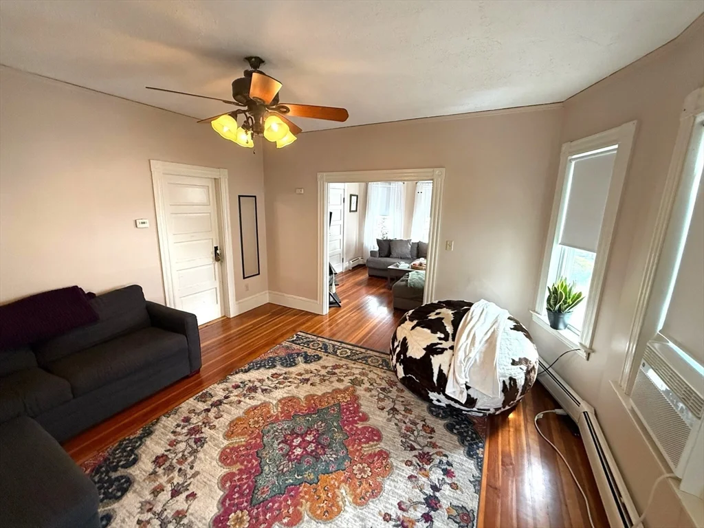 3 bed, 1 bath apartment for rent at 158 Grove St Unit 2, Haverhill — photo 8 of 18