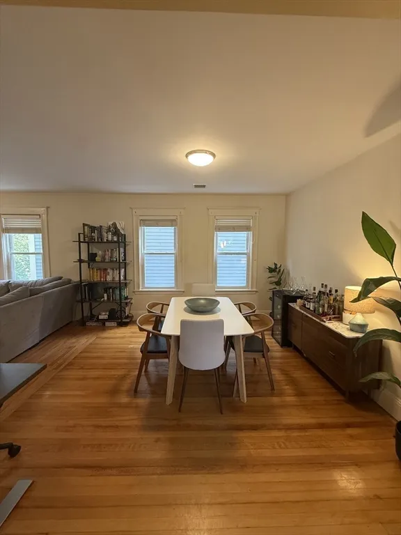 2 bed, 1.5 bath apartment for rent at 158 Hampshire St Unit 2, Inman Square — photo 4 of 10