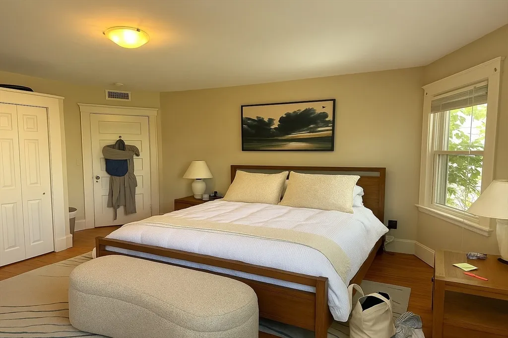 2 bed, 1.5 bath apartment for rent at 158 Hampshire St Unit 2, Inman Square — photo 1 of 10