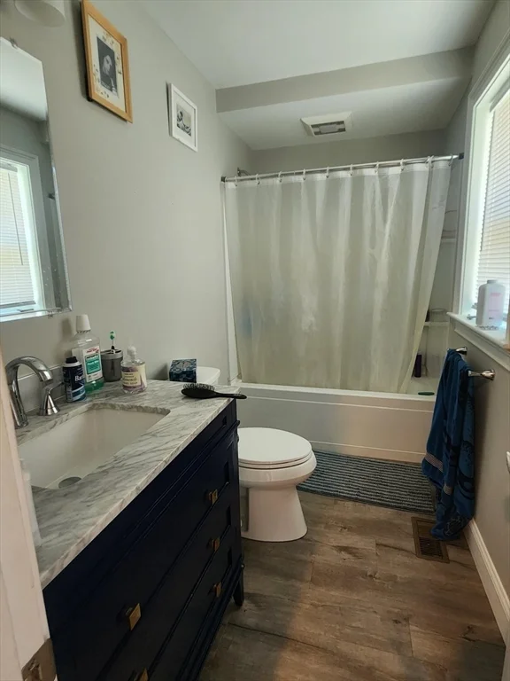 2 bed, 1 bath apartment for rent at 158 Hayden Rowe St Unit 2, Hayden Row — photo 6 of 12