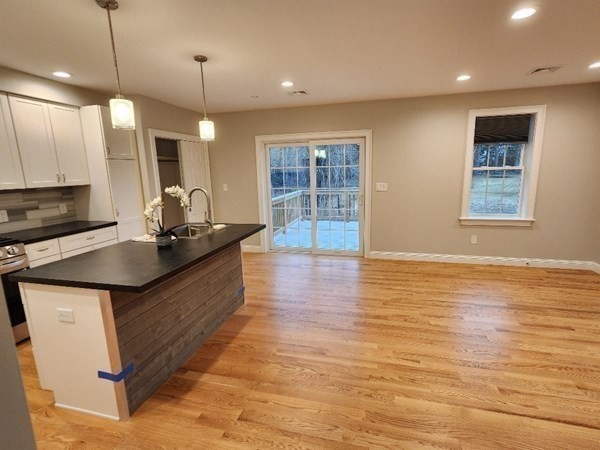 2 bed, 1 bath apartment for rent at 158 Hayden Rowe Unit 4, Hopkinton — photo 4 of 12