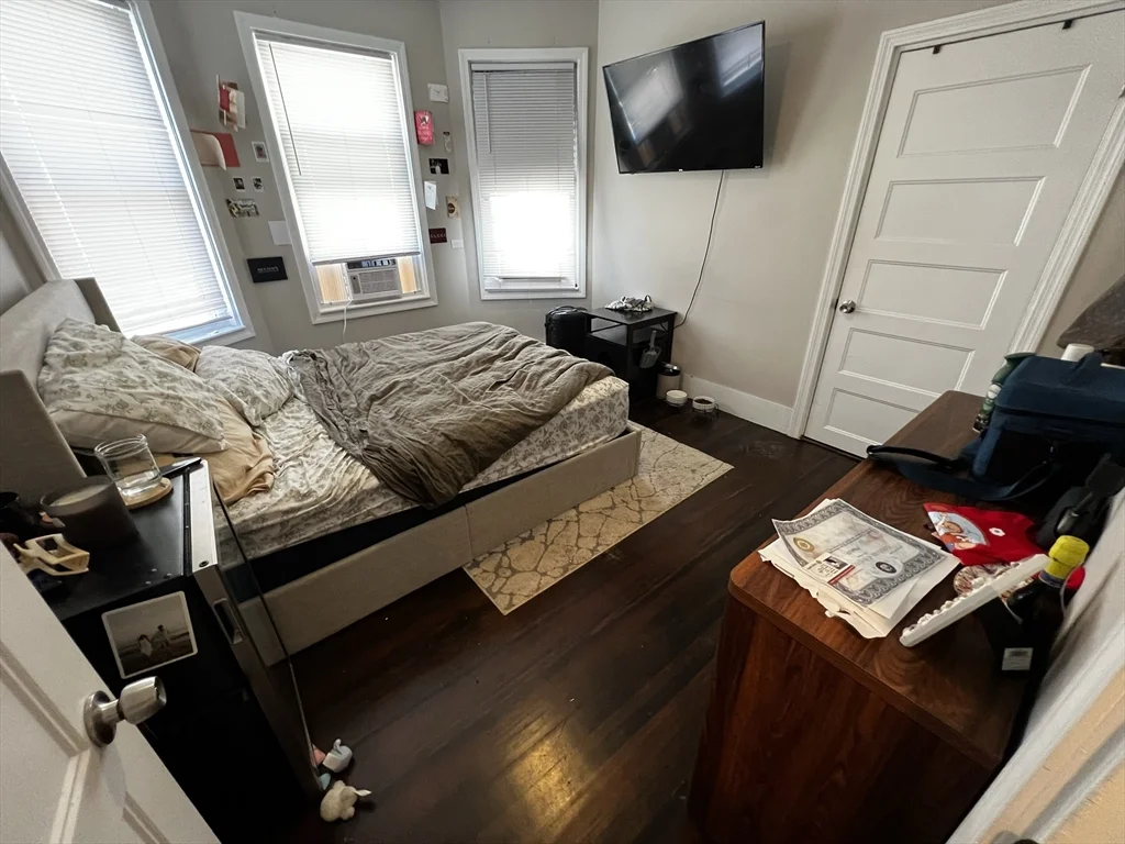 4 bed, 2 bath apartment for rent at 158 Holland St Unit 2, Davis Square — photo 18 of 28