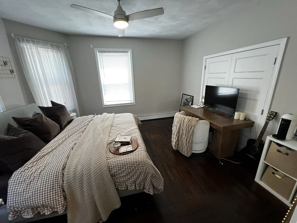 4 bed, 2 bath apartment for rent at 158 Holland St Unit 2, Davis Square — photo 7 of 28