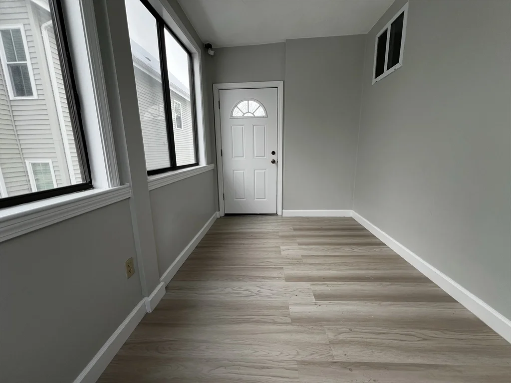4 bed, 2 bath apartment for rent at 158 Holland St Unit 2, Davis Square — photo 27 of 28