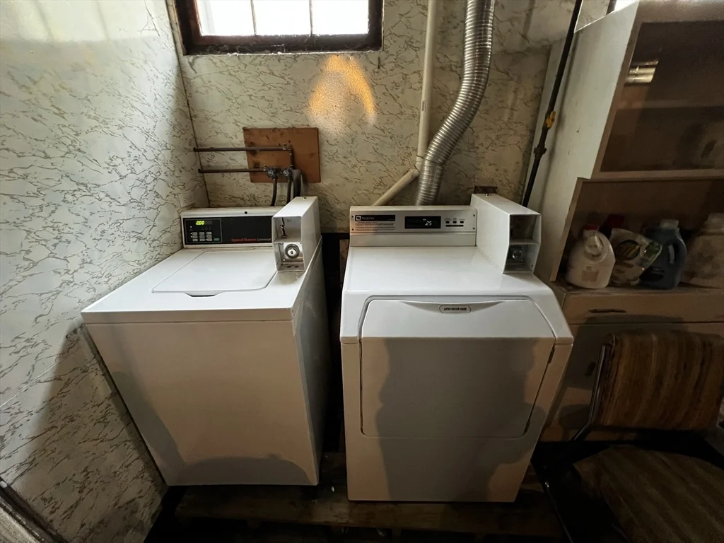 4 bed, 2 bath apartment for rent at 158 Holland Unit 1, Teele Square — photo 42 of 42