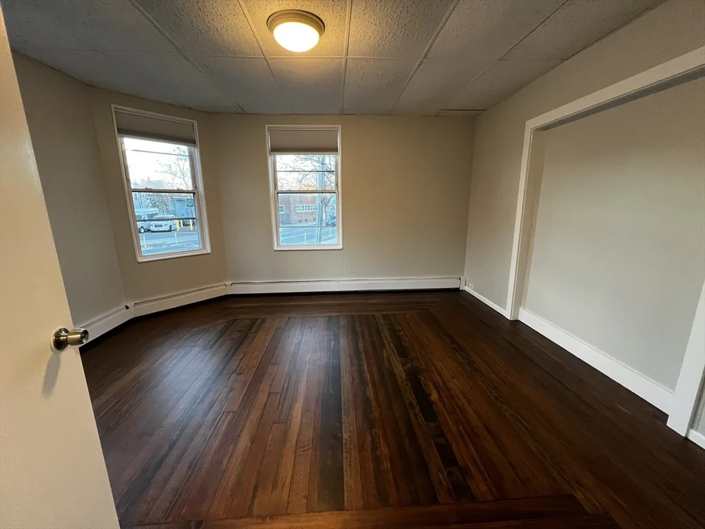 4 bed, 2 bath apartment for rent at 158 Holland Unit 1, Teele Square — photo 13 of 42