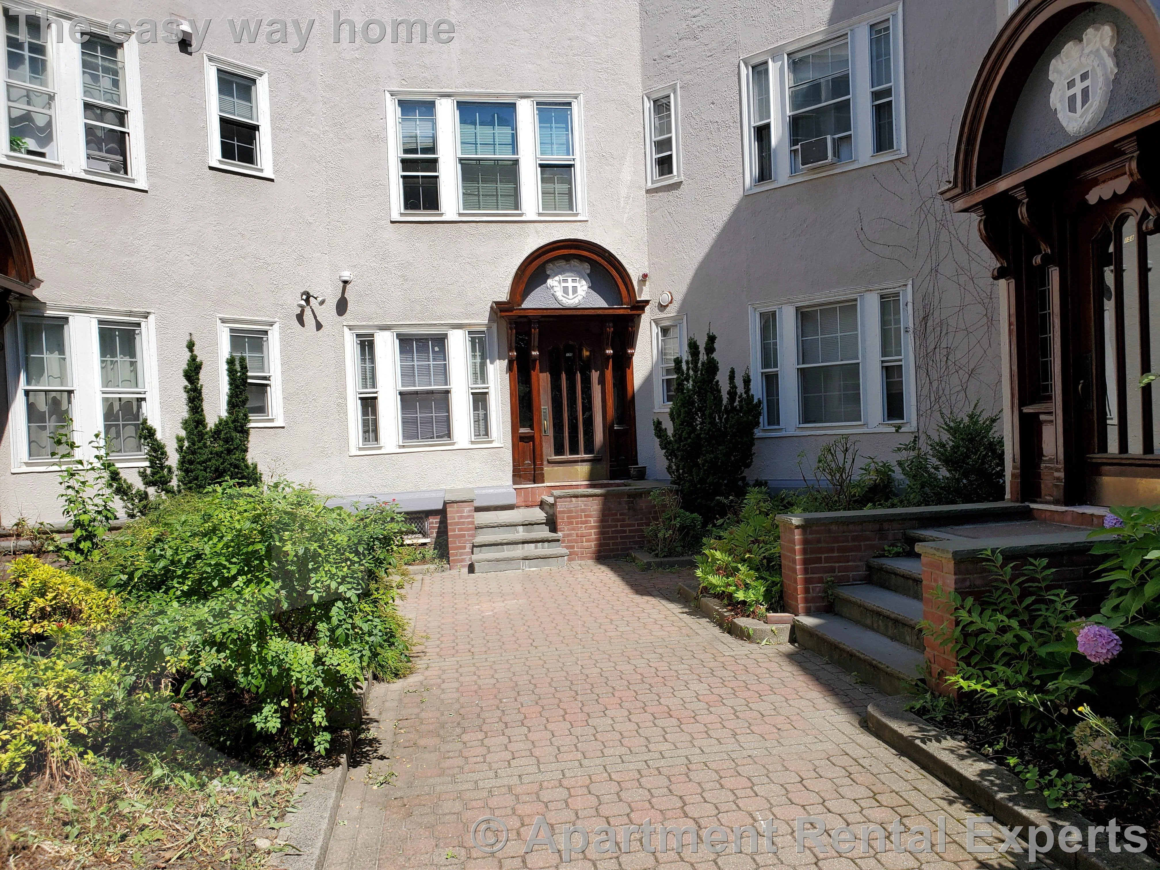 3 bed, 1 bath apartment for rent at 158 Magazine St Unit 27, Cambridgeport — photo 9 of 10
