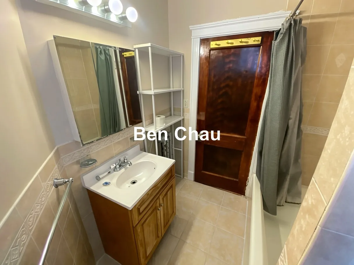 3 bed, 1 bath apartment for rent at 158 Magazine St Unit 27B, Cambridgeport — photo 6 of 13
