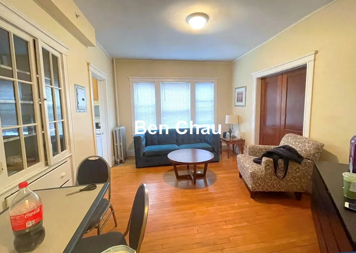 3 bed, 1 bath apartment for rent at 158 Magazine St Unit 27B, Cambridgeport