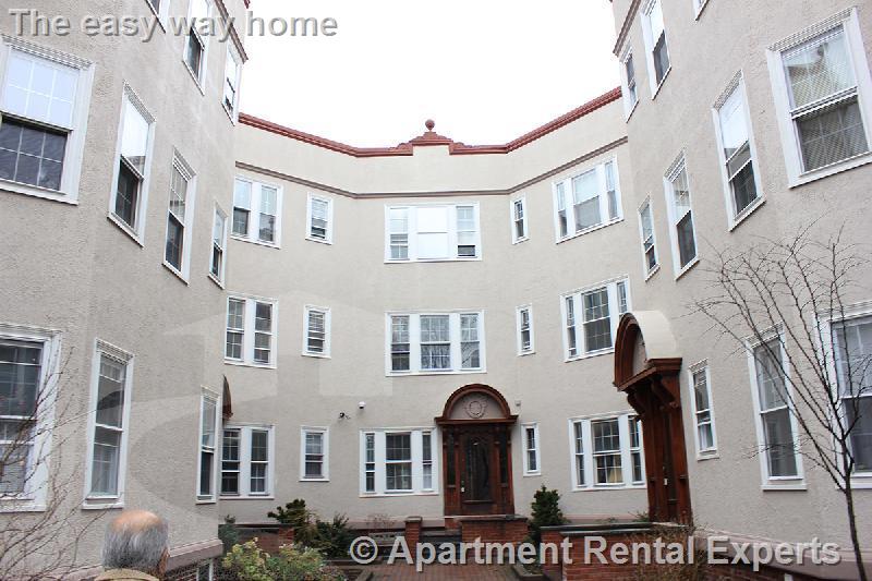4 bed, 2 bath apartment for rent at 158 Magazine St Unit 6, Cambridgeport — photo 6 of 6