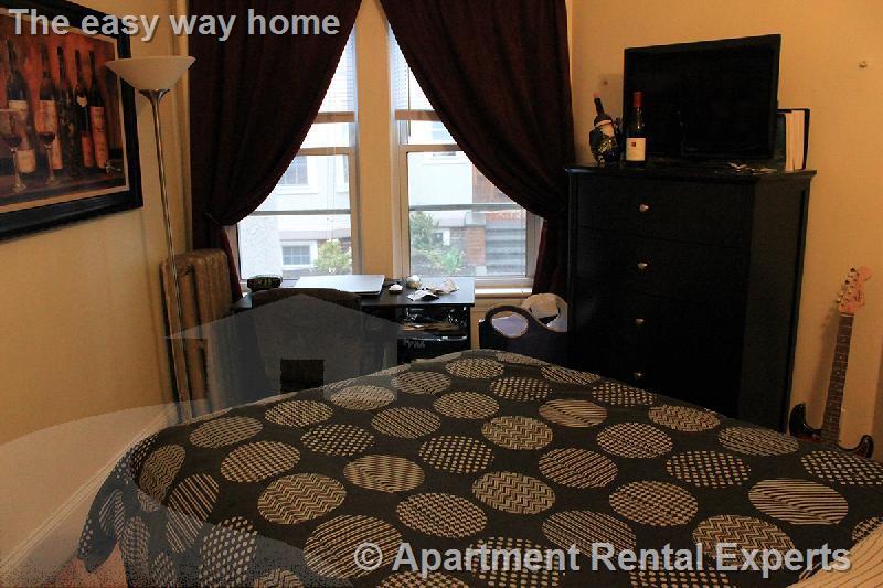 4 bed, 2 bath apartment for rent at 158 Magazine St Unit 6, Cambridgeport — photo 2 of 6