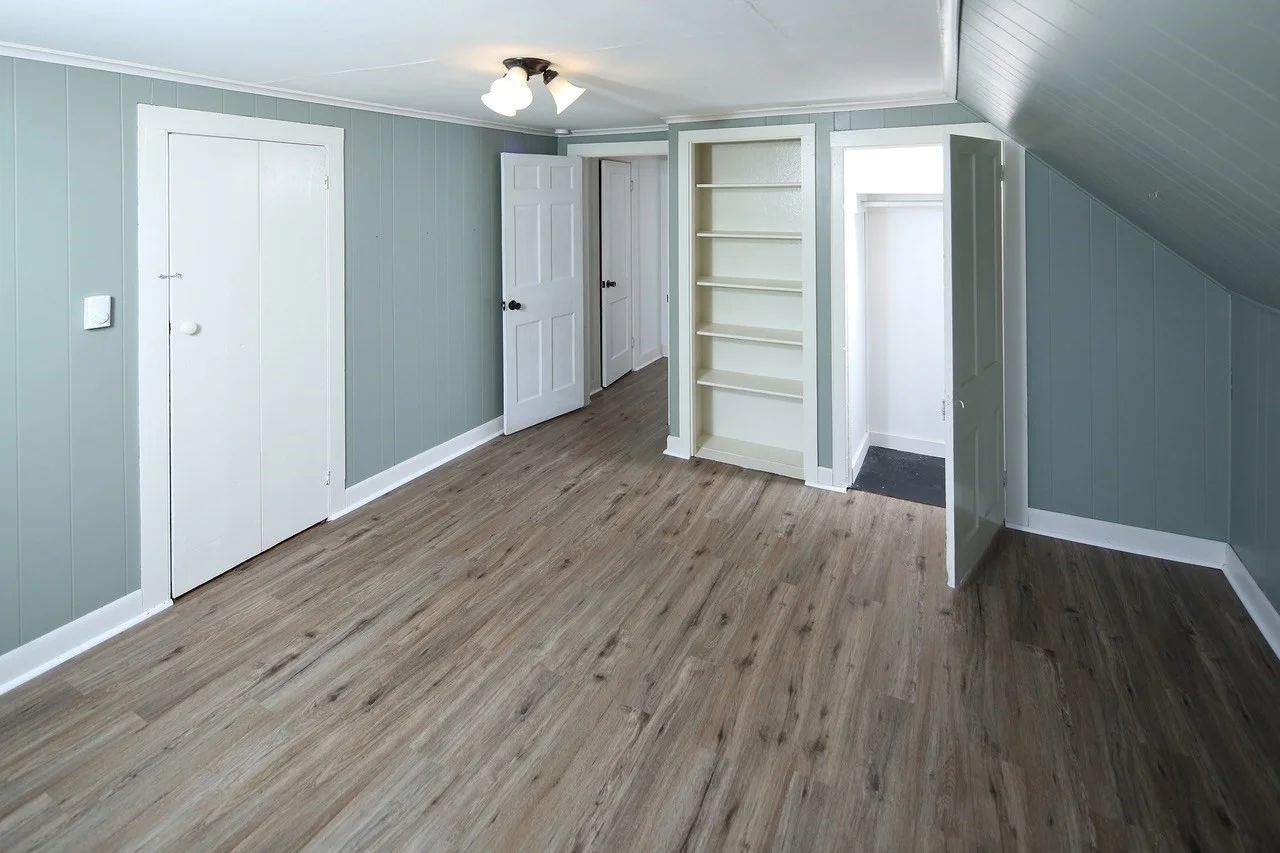 3 bed, 1 bath apartment for rent at 158 Main St, Carver — photo 15 of 21