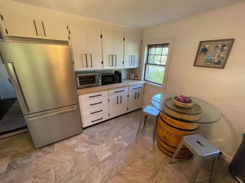 3 bed, 1 bath apartment for rent at 158 Main St, Carver — photo 7 of 21