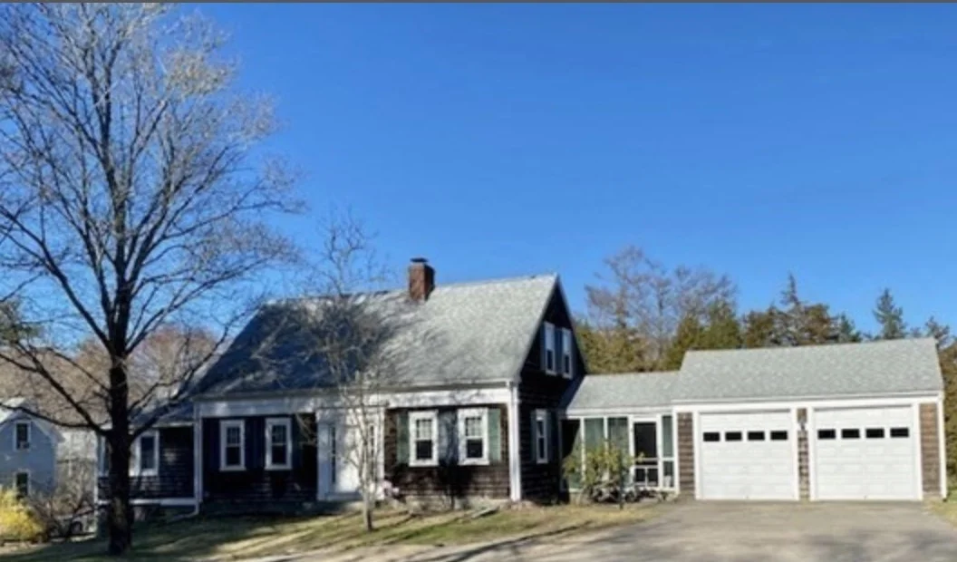 3 bed, 1 bath apartment for rent at 158 Main St, Carver — photo 2 of 21