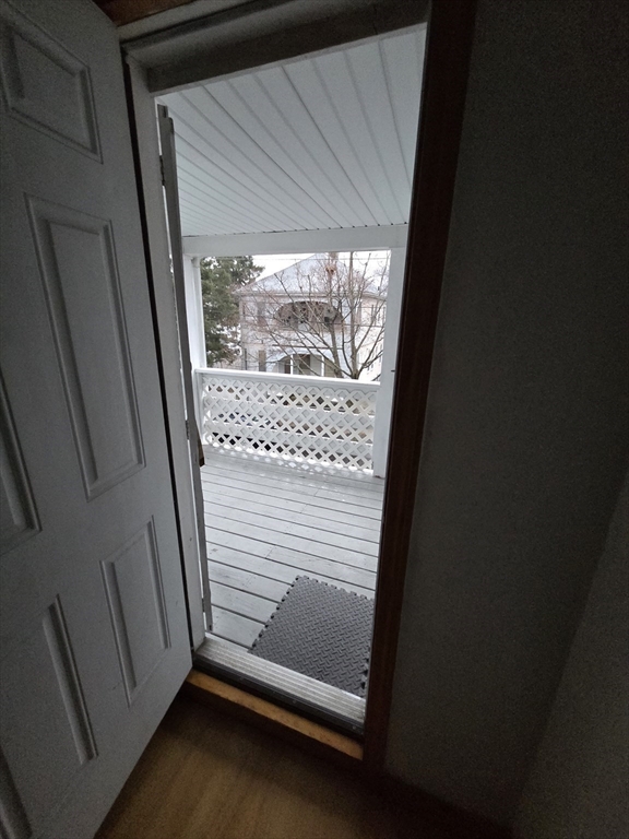 3 bed, 1 bath apartment for rent at 158 Main St Unit 158, Quincy — photo 11 of 12