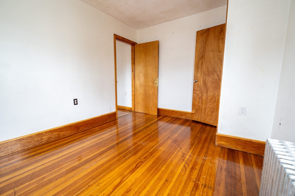 3 bed, 1 bath apartment for rent at 158 Main St Unit 2, Quincy — photo 11 of 20
