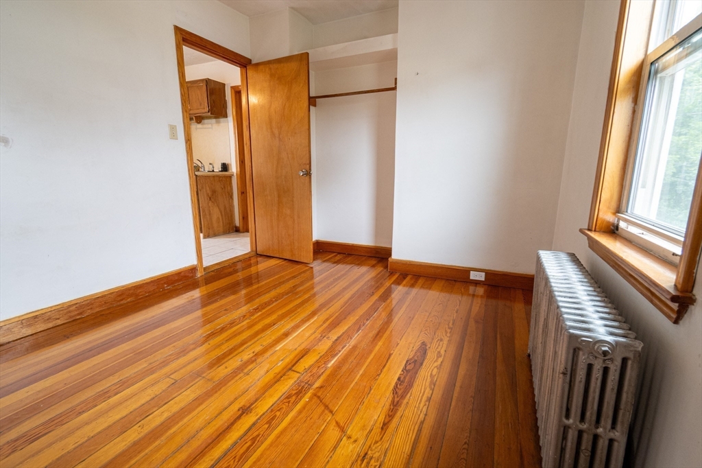 3 bed, 1 bath apartment for rent at 158 Main St Unit 2, Quincy — photo 9 of 20