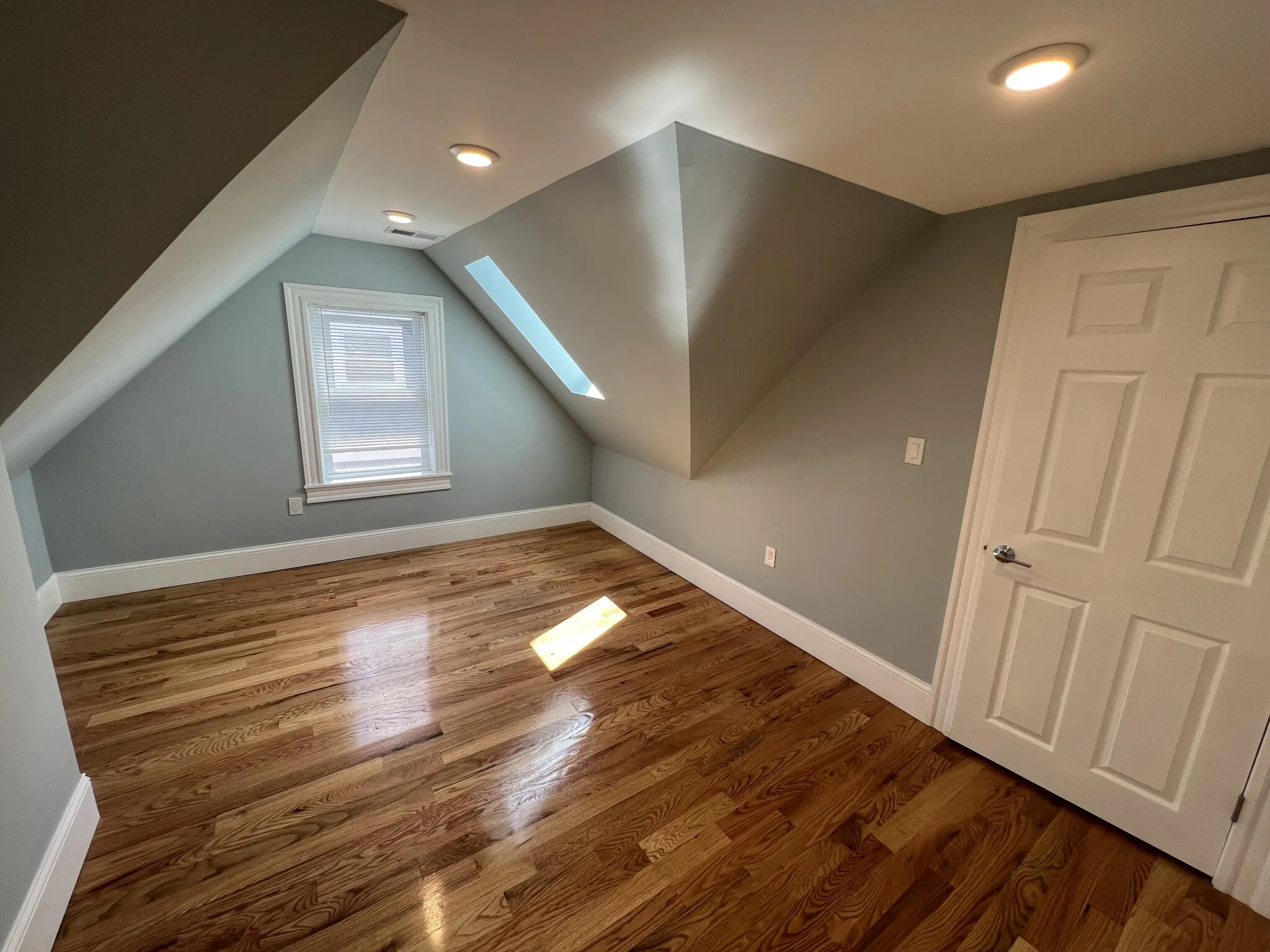 2 bed, 1 bath apartment for rent at 158 Morrison Ave Unit 2, Powder House Square — photo 23 of 30