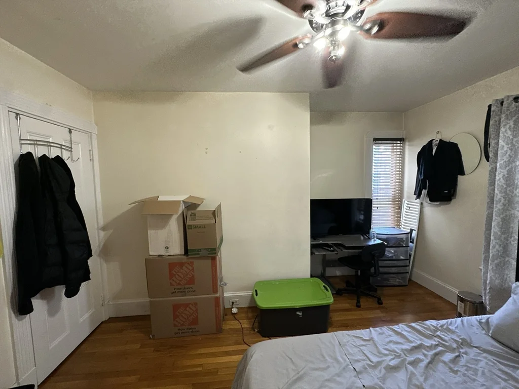 3 bed, 1 bath apartment for rent at 158 Neponset Ave Unit 1, Dorchester — photo 12 of 22