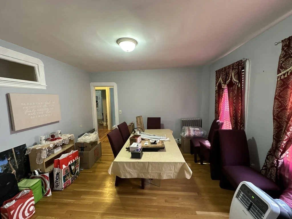 3 bed, 1 bath apartment for rent at 158 Neponset Ave Unit 1, Dorchester — photo 14 of 22