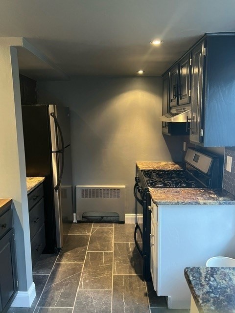 3 bed, 1 bath apartment for rent at 158 North St Unit Left s, Weymouth — photo 2 of 20