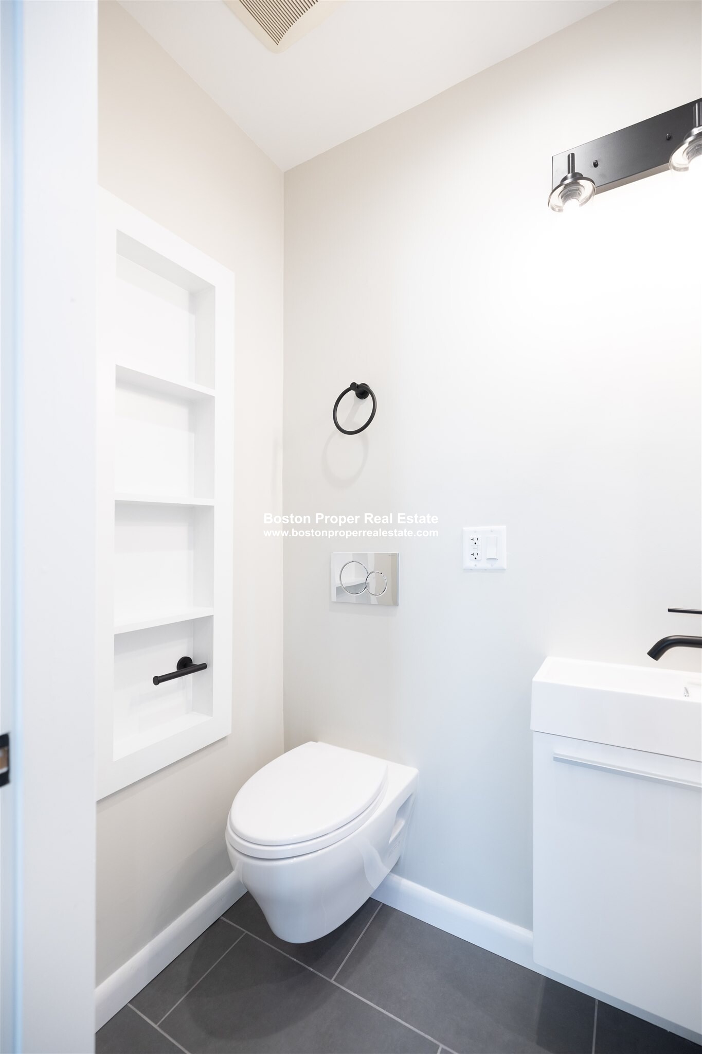 Studio bed, 1 bath apartment for rent at 158 Saint Botolph St Unit 1, Back Bay — photo 8 of 14