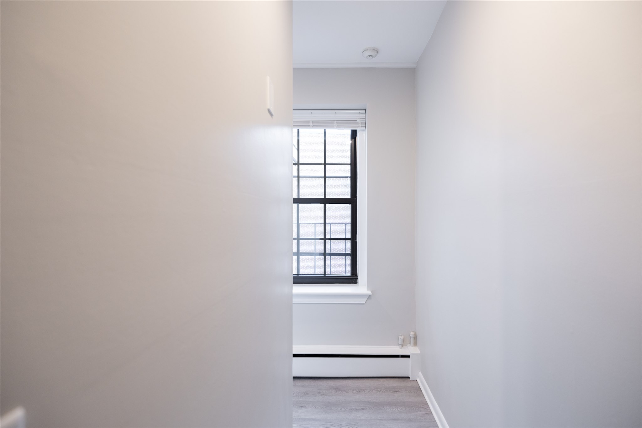 Studio bed, 1 bath apartment for rent at 158 Saint Botolph St Unit 9, Back Bay — photo 2 of 13