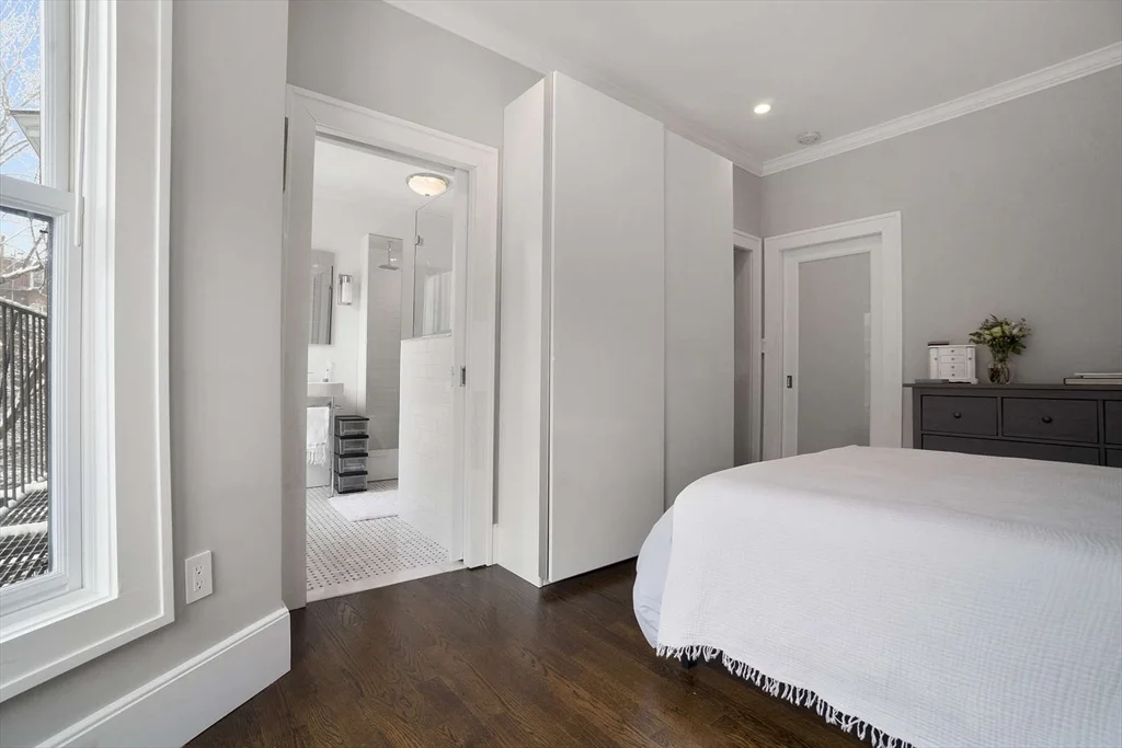 1 bed, 1 bath apartment for rent at 158 West Newton St Unit 2, South End — photo 12 of 16