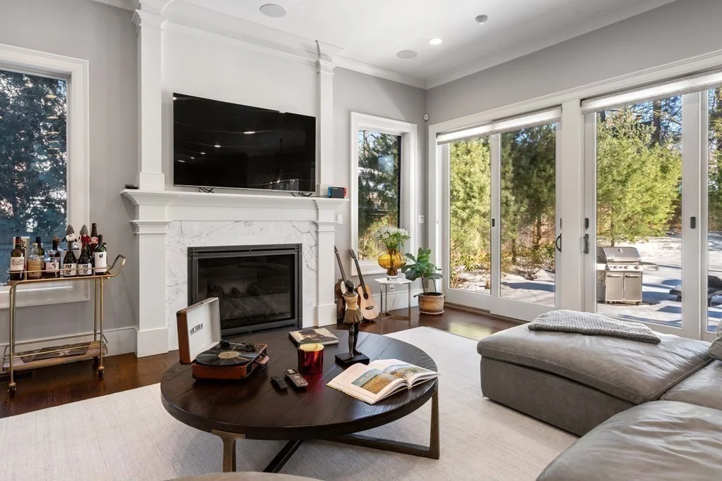 7 bed, 4+ bath apartment for rent at 1580 Beacon St Unit 1580, Waban — photo 8 of 17