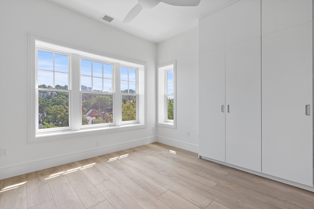 4 bed, 4 bath apartment for rent at 1580 Beacon St Unit Ph1, Corey Hill — photo 5 of 7