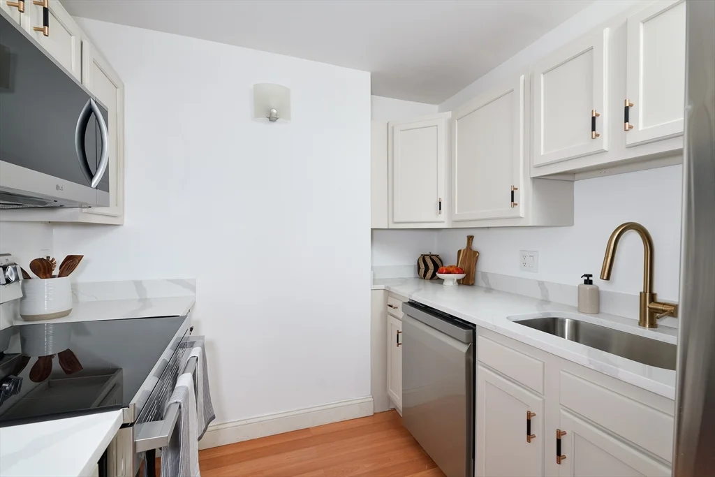 2 bed, 2 bath apartment for rent at 1580 Massachusetts Ave Unit 7C, Neighborhood Nine — photo 14 of 28