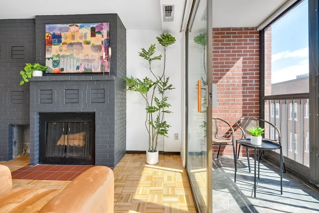 2 bed, 2 bath apartment for rent at 1580 Massachusetts Ave Unit 7C, Neighborhood Nine — photo 5 of 28