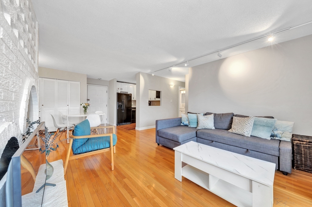 2 bed, 2 bath apartment for rent at 1580 Massachusetts Ave Unit 8E, Harvard Square — photo 8 of 22
