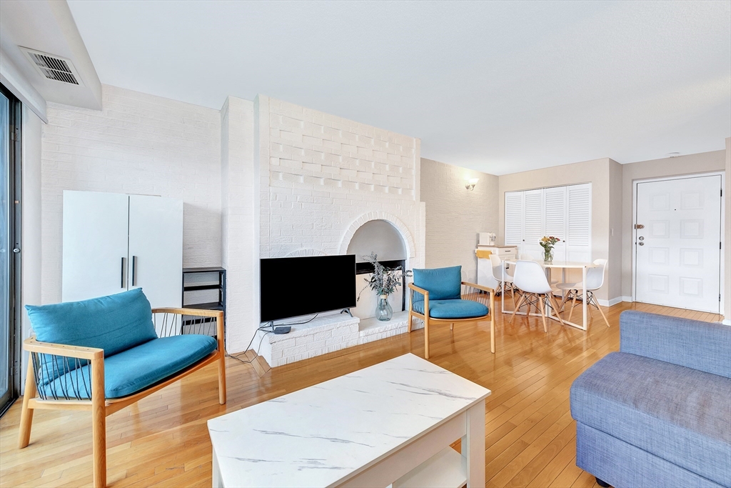 2 bed, 2 bath apartment for rent at 1580 Massachusetts Ave Unit 8E, Harvard Square — photo 7 of 22