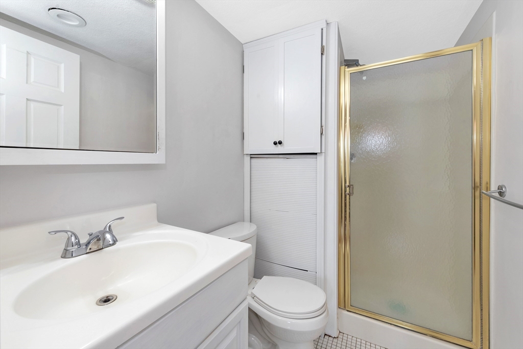 2 bed, 2 bath apartment for rent at 1580 Massachusetts Ave Unit 8E, Harvard Square — photo 20 of 22