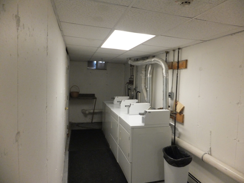 Studio bed, 1 bath apartment for rent at 1581 Commercial St Unit 2, Weymouth — photo 14 of 14