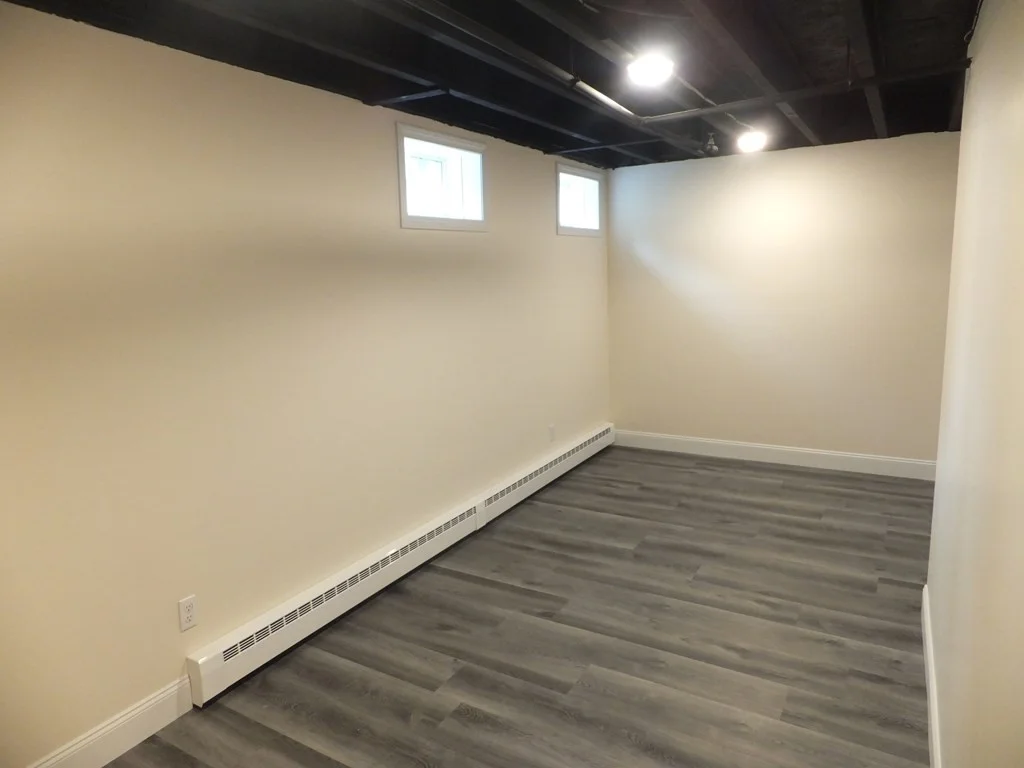 1 bed, 1 bath apartment for rent at 1581 Commercial St Unit 4, Weymouth — photo 10 of 12