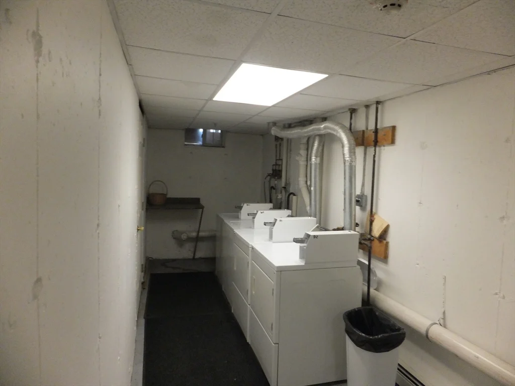 1 bed, 1 bath apartment for rent at 1581 Commercial St Unit 5, Weymouth — photo 18 of 21