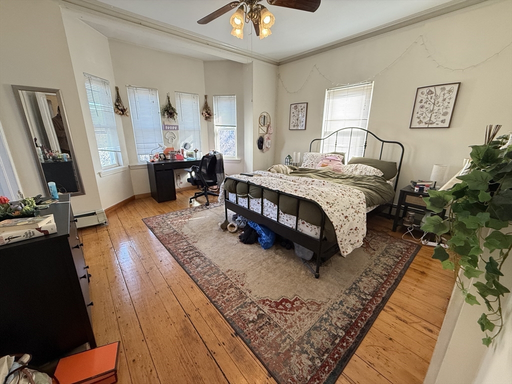 3 bed, 1 bath apartment for rent at 1582 Tremont St , Unit 3, Boston — photo 5 of 9