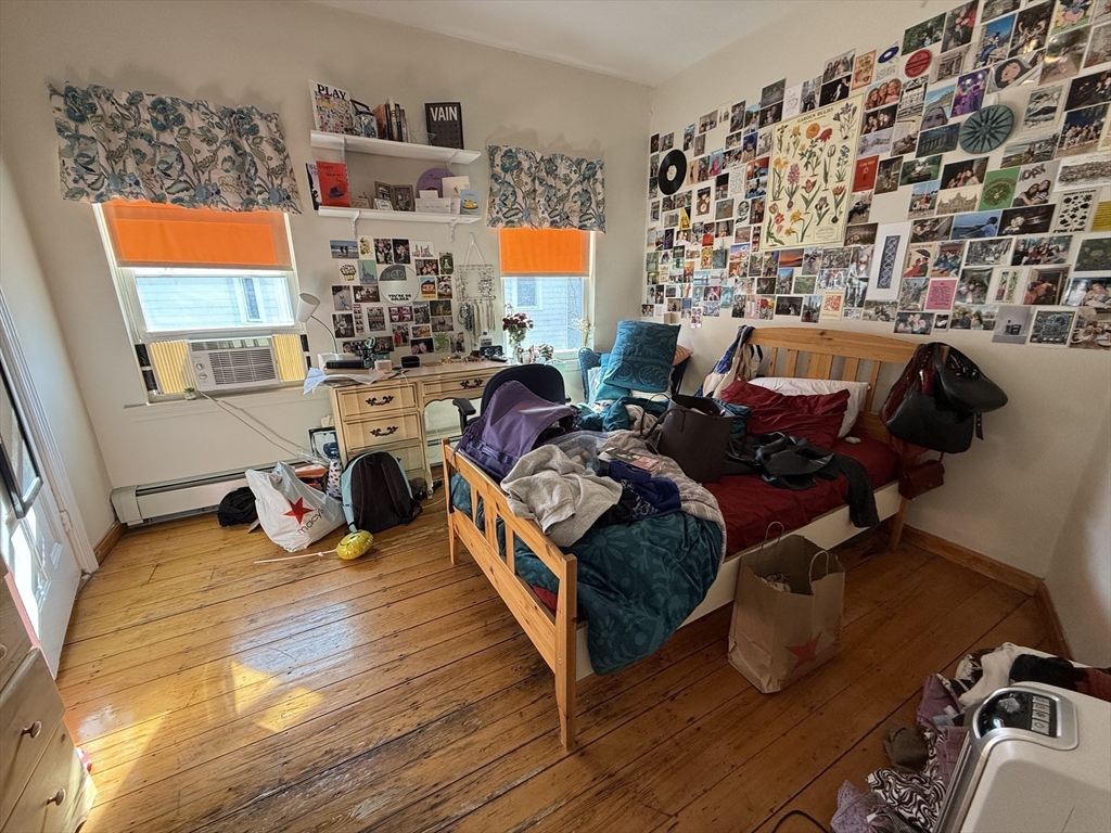 3 bed, 1 bath apartment for rent at 1582 Tremont St , Unit 3, Boston — photo 7 of 9