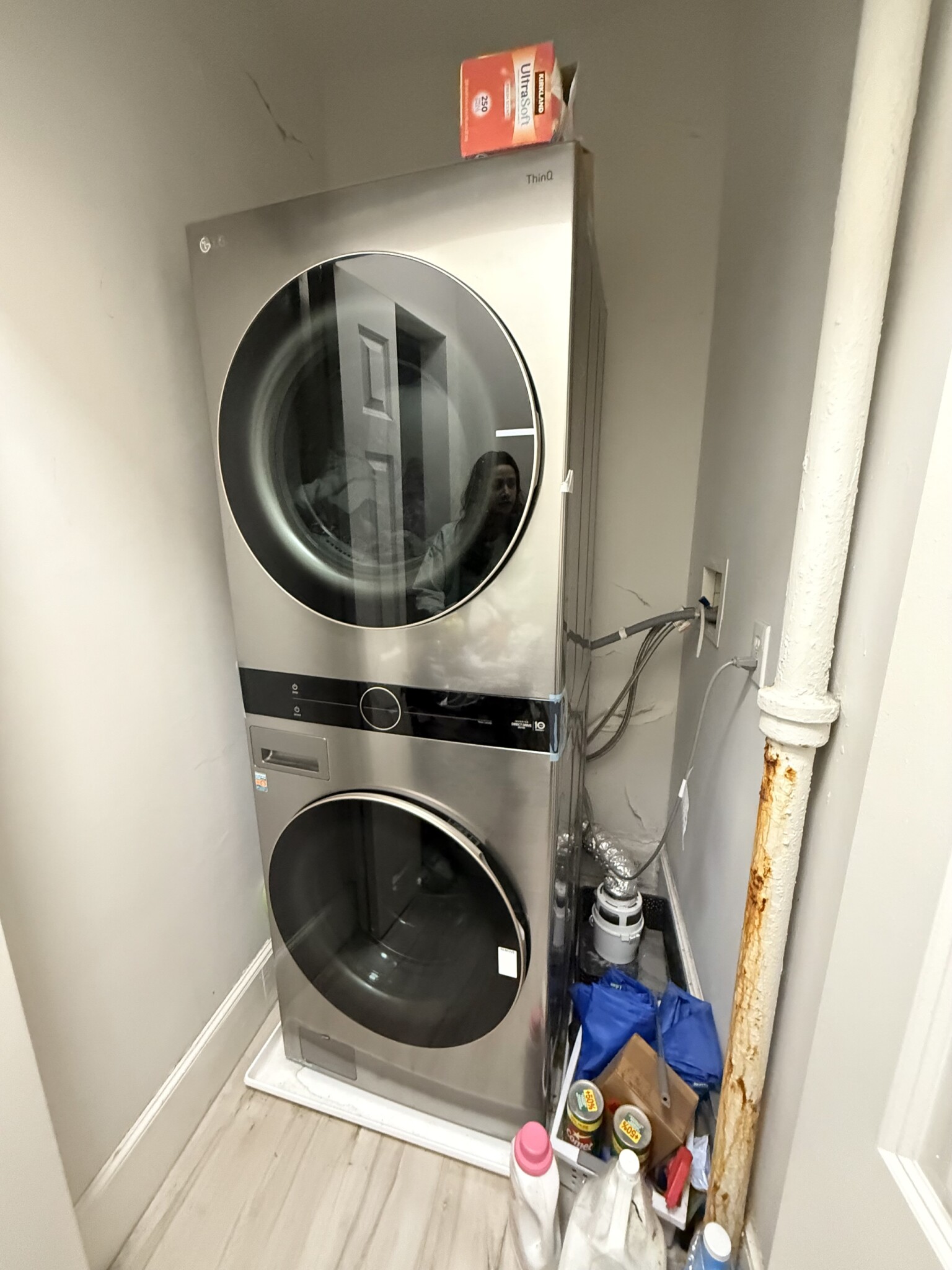 3 bed, 2 bath apartment for rent at 1584 Beacon St Unit 1, Corey Hill — photo 14 of 15