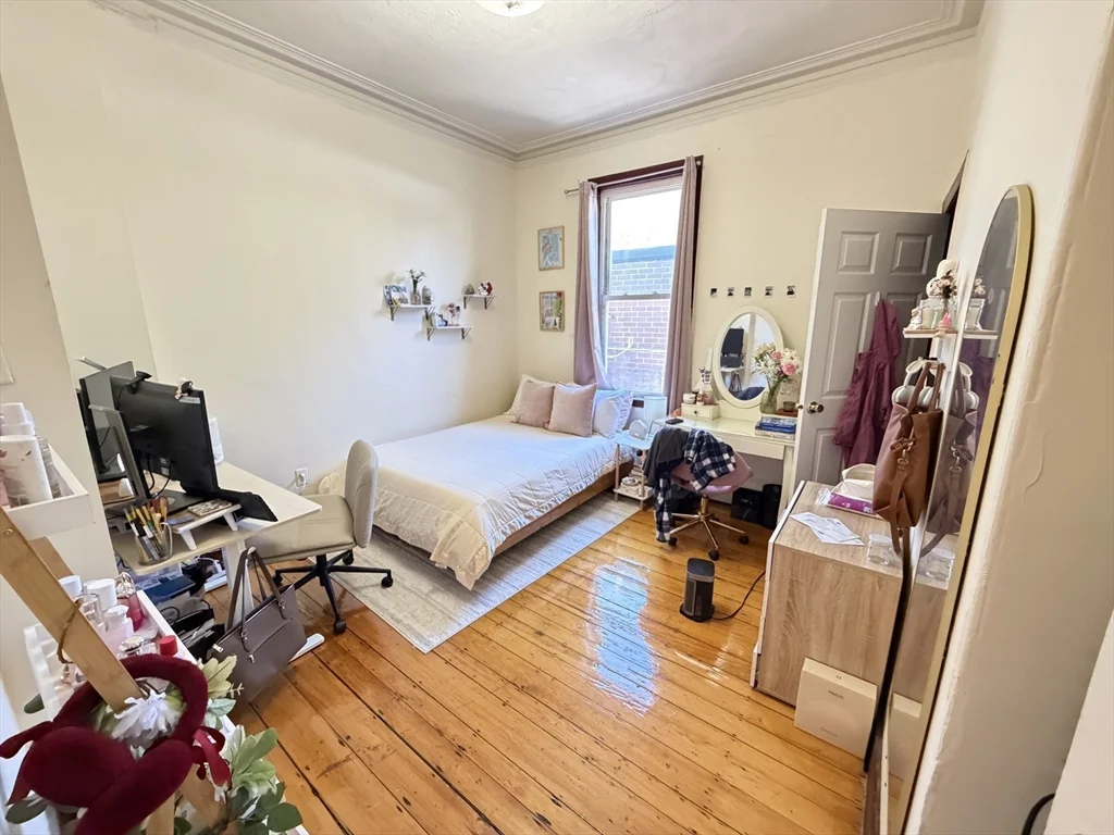 3 bed, 1 bath apartment for rent at 1584 Tremont St , Unit 1, Mission Hill — photo 4 of 8