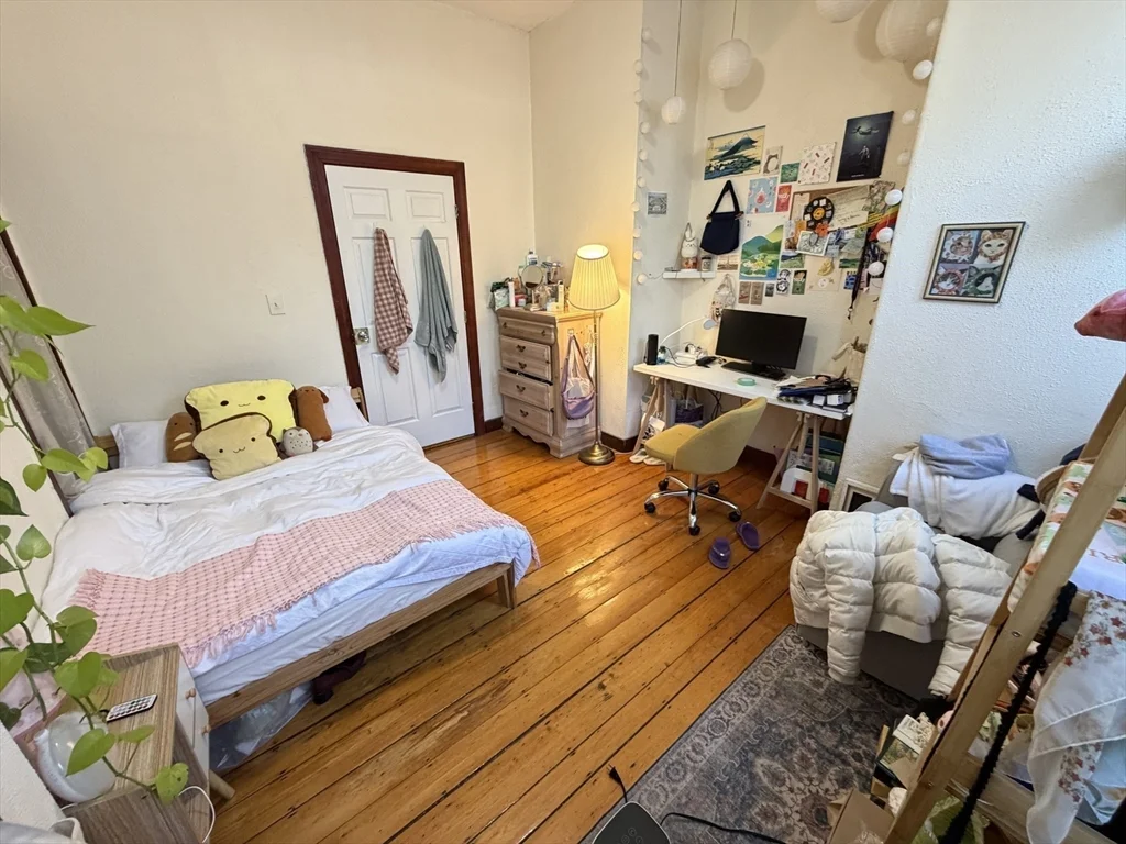 3 bed, 1 bath apartment for rent at 1584 Tremont St , Unit 1, Mission Hill — photo 5 of 8